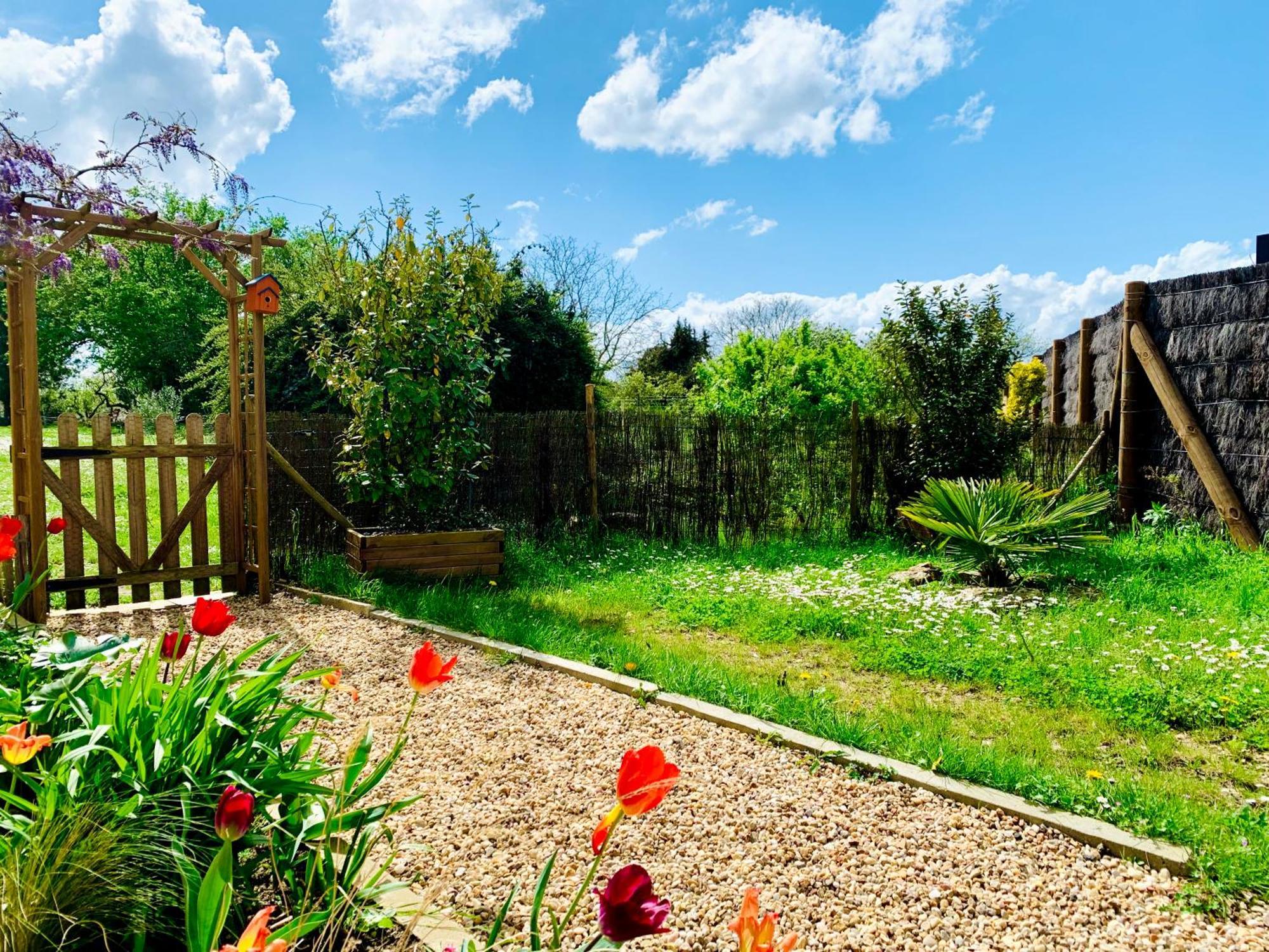 Holiday home Clair De Lune Monts-sur-Guesnes